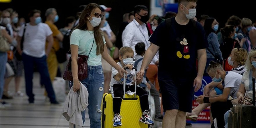 27 bin Rus vatandaşı hava kısıtlamaları nedeniyle ülkesine dönemiyor