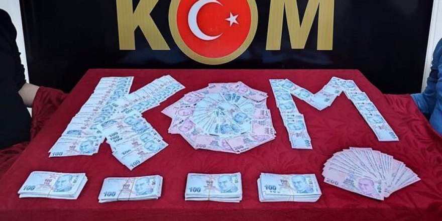Gaziantep'te 981 adet sahte 100 ve 200 liralık banknotlar ele geçirildi