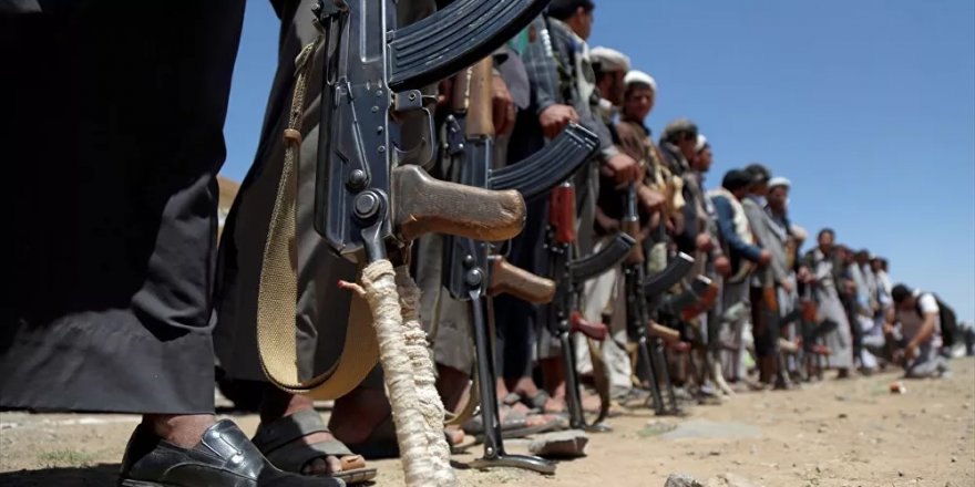 Husiler, Yemen'in kuzeyindeki Marib bölgesinin büyük kısmını ele geçirdiklerini duyurdu