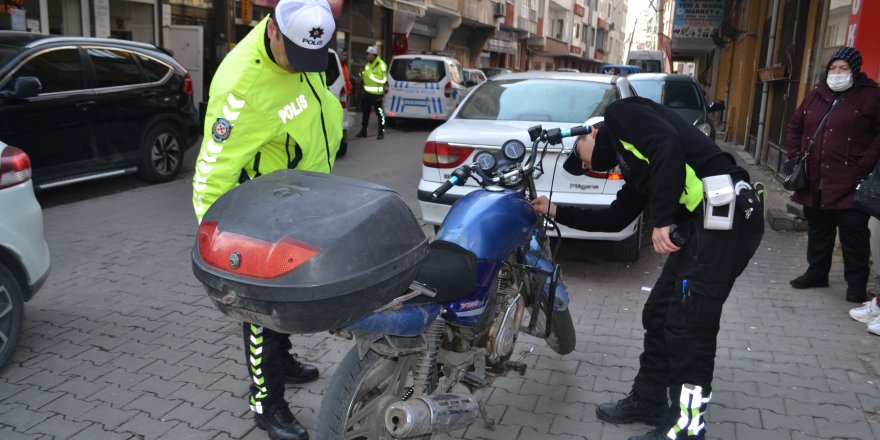 Motosikletinin değeri kadar ceza yedi