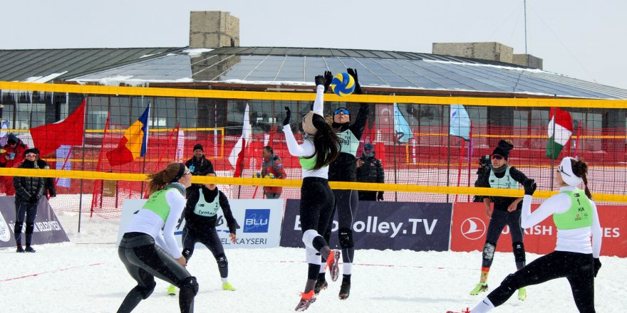 Kar Voleybolu Avrupa Kupası'nda Türkiye kadınlarda şampiyon oldu