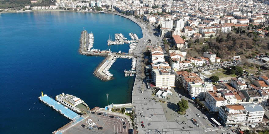 Gökçeada ve Bozcaada seferlerine fırtına engeli