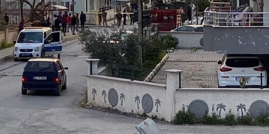 Hatay’da polisten kaçarak otomobilden yol kenarına el bombası atan 2 kişi yakalandı