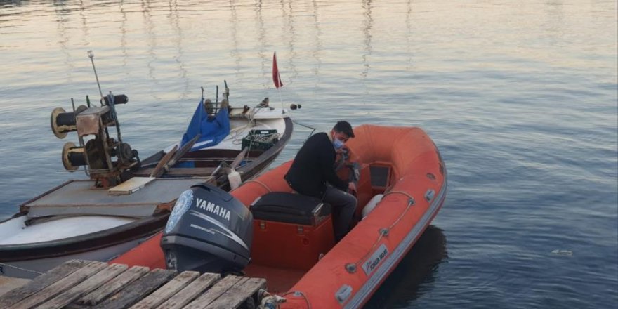 İzmir'de tekneden denize düşen 1 kişi aranıyor