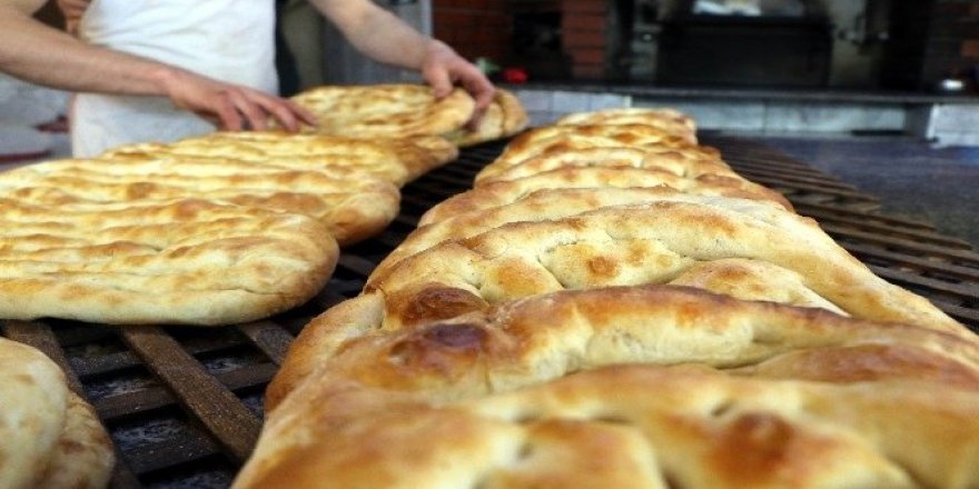 Uşak’ta Ramazan pidesi fiyatları belli oldu