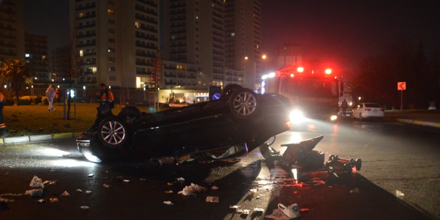 Küçükçekmece’de otomobil takla attı: 1’i ağır 6 kişi yaralandı