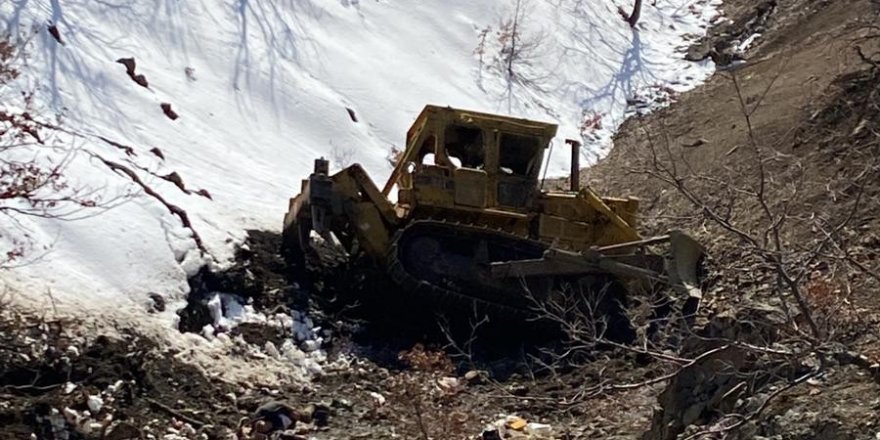 Elazığ’da dozer uçuruma yuvarlandı: 1 ölü