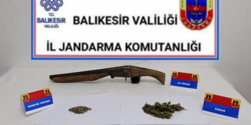 Balıkesir'de uyuşturucu operasyonu: 5 gözaltı