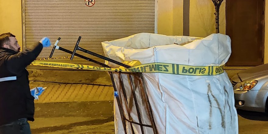 Kağıthane’de yabancı uyruklu kağıt toplayıcısı bıçaklanarak öldürüldü