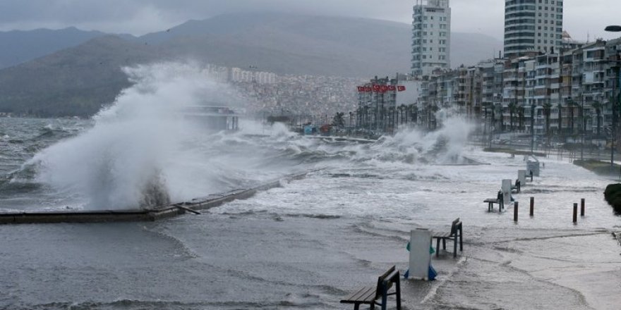 Ege’ye kuvvetli fırtına uyarısı! 2 Nisan Cumartesi hava durumu...