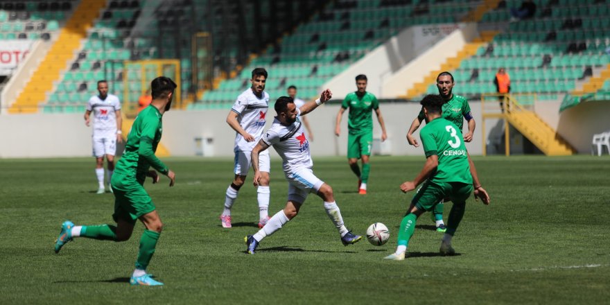 Akhisarspor: 0 - Karacabey Belediyespor: 6