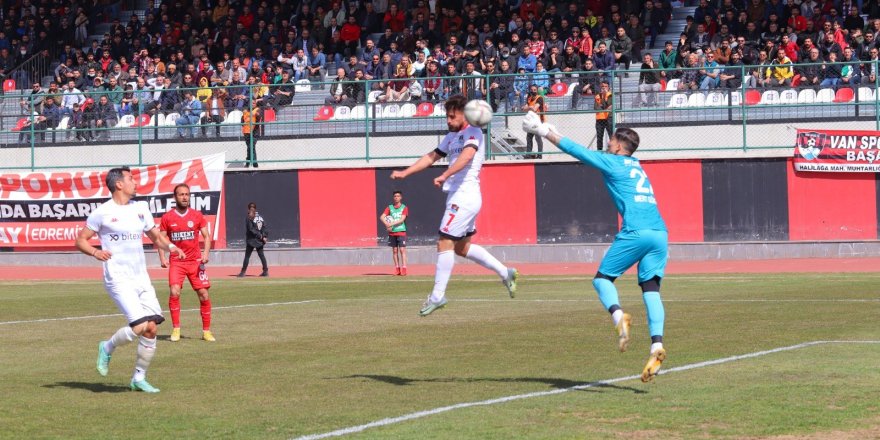 Vanspor FK: 1 - Etimesgut Belediyespor: 2