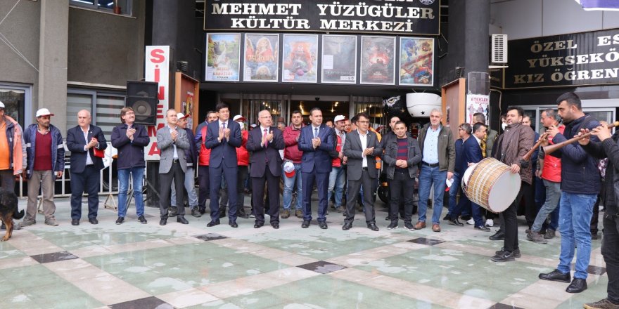 Nazilli Belediyesi’nden kadrolu işçi maaşlarına yüzde 40 zam