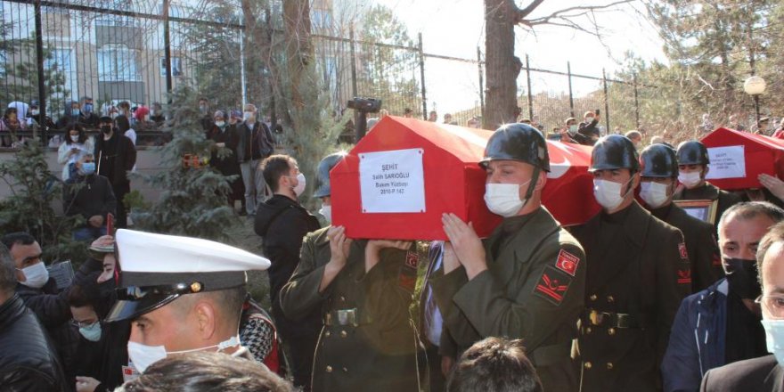 Bitlis şehitleri Ankara'da Cebeci Şehitliği'ne defnedildi