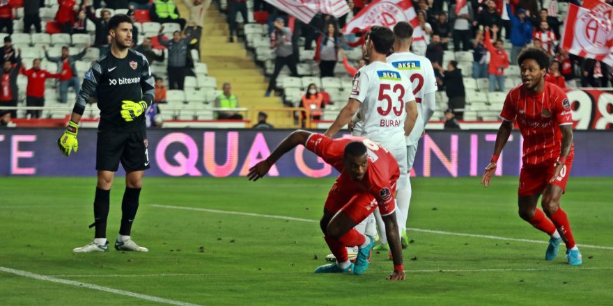 Antalyaspor: 4 - Hatayspor: 1