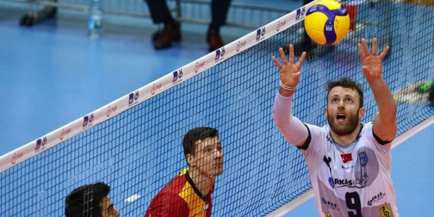 AXA Sigorta Erkekler Kupa Voley'de finalin adı belli oldu