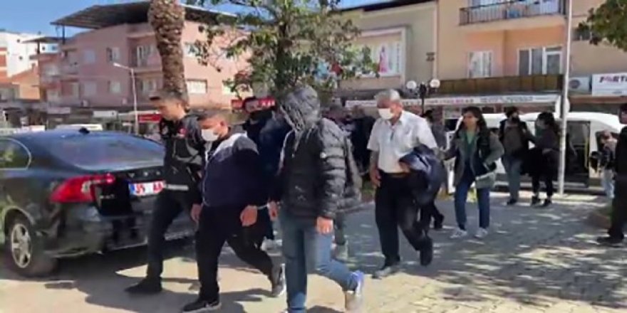 İzmir’de uyuşturucu operasyonunda 5 tutuklama