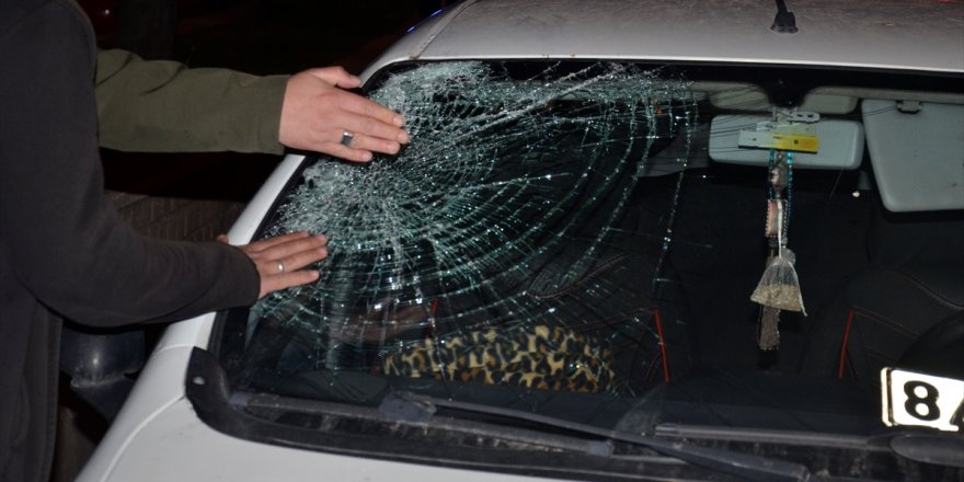 Aydın’da yaya geçidinde otomobilin çarptığı kişi ağır yaralandı