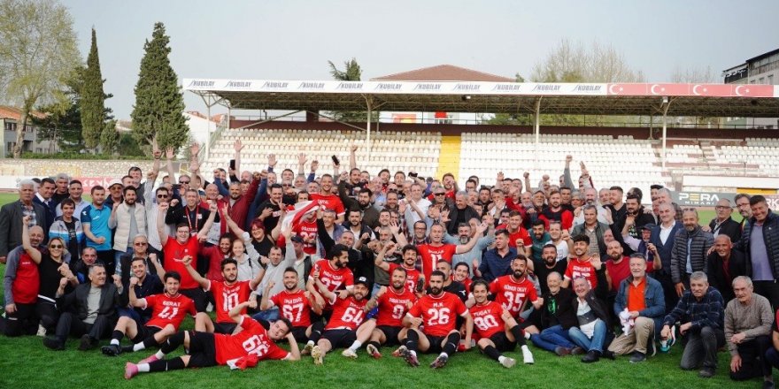 Ayvalıkgücü Belediyespor 6 yıl sonra yeniden 3. ligde