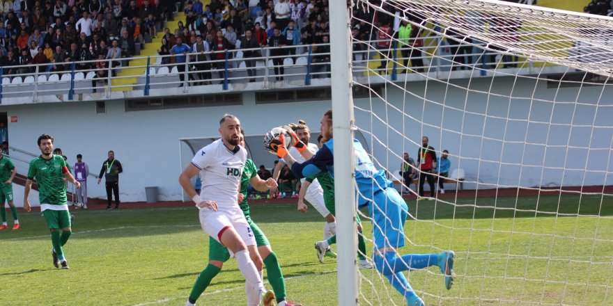 Pazarspor: 1 - Akhisarspor: 1