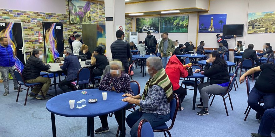 İzmir’deki ‘Kolpaçino’ kumarhanesine yine baskın