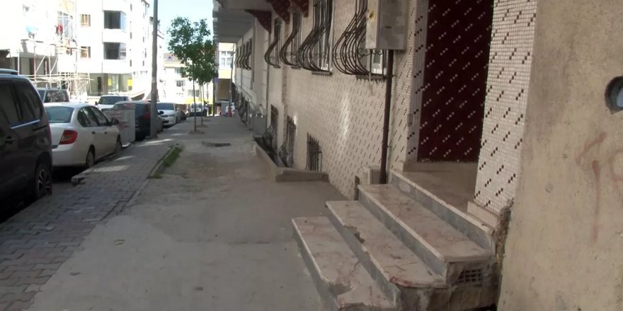 İtalya hayali kötü bitti: Arnavutköy'de rehin tutulan 2 Afgan kurtarıldı