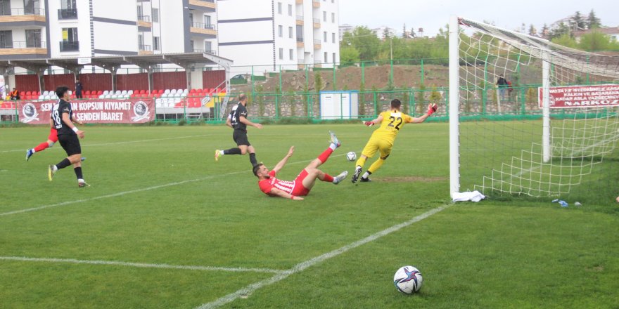 HD Elazığ Karakoçan FK: 3 - Kuşadasıspor: 2