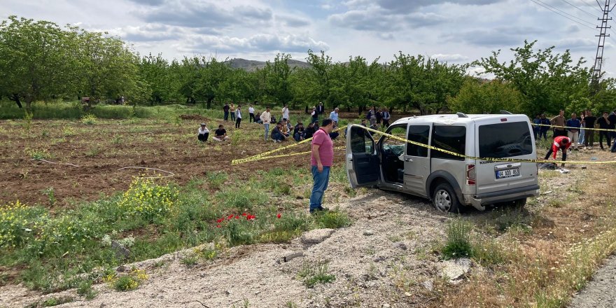 Kontrolden çıkan araç takla attı: 1 ölü