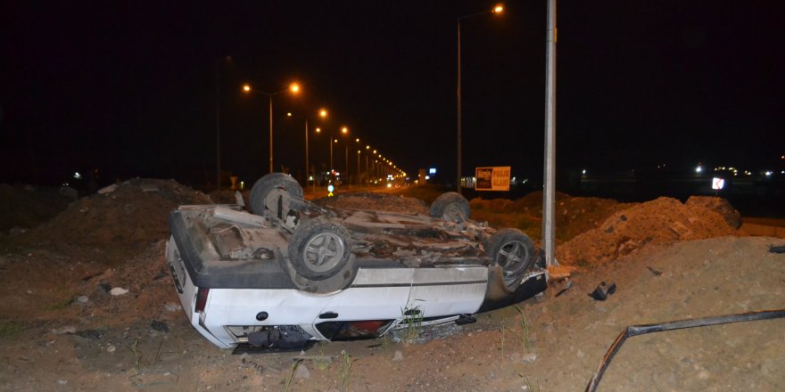 Sürücü takla atan otomobilden burnu bile kanamadan çıktı