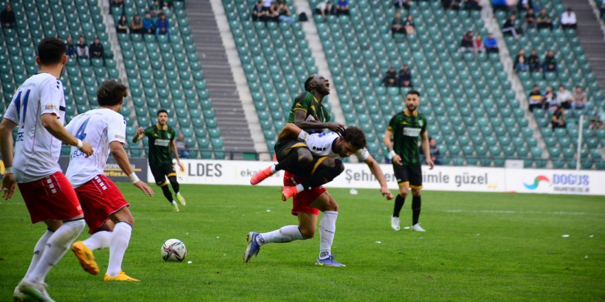 Spor Toto 1. Lig: Kocaelispor: 2 - Altınordu: 2