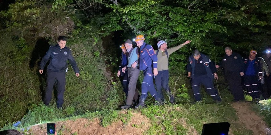 Uludağ'da kayıp alarmı: Yaşlı adam kolundaki akıllı saat sayesinde bulundu