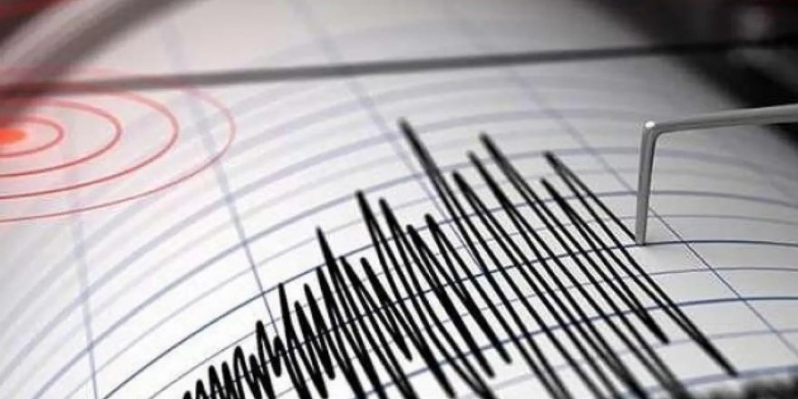 İzmir açıklarında 4.4 büyüklüğünde deprem