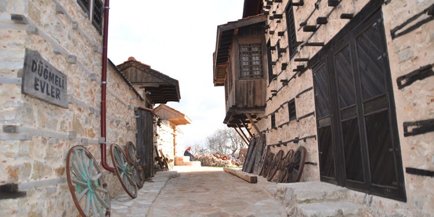 43 yılda topladığı 7 binden fazla materyalle Türk Folklor Müzesi açtı