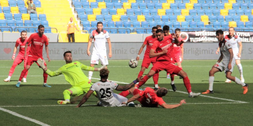 Gençlerbirliği: 2 - Ümraniyespor: 4