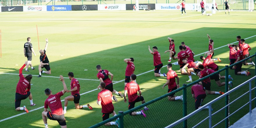 A Milli Futbol Takımı'nda Faroe Adaları maçı hazırlıkları sürdü