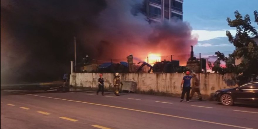 İzmir’de akaryakıt istasyonu yakınında korkutan yangın