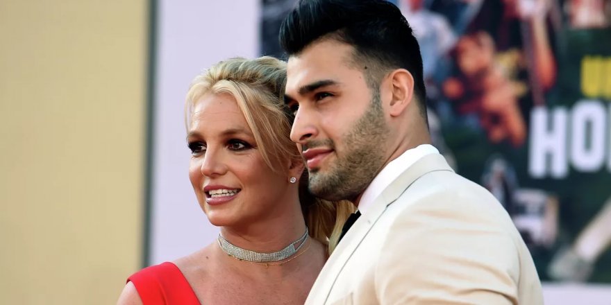 Britney Spears İranlı nişanlısıyla evlendi: 55 saat evli kaldığı eski kocası düğünü bastı