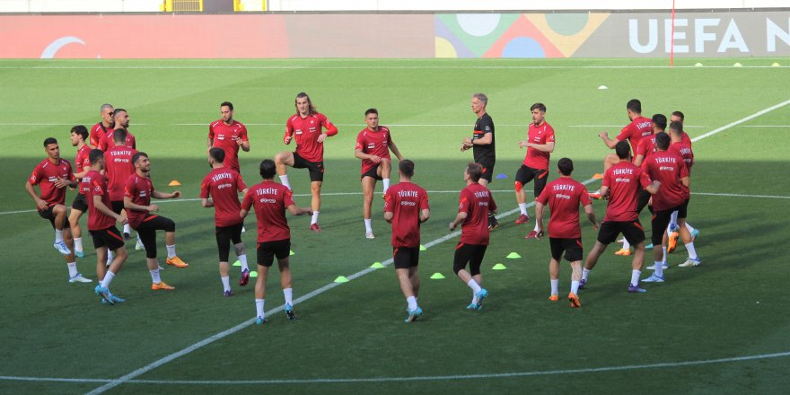 A Milli Futbol Takımı, Litvanya maçı hazırlıklarını sürdürdü