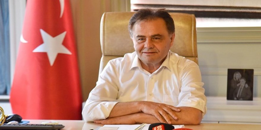 Görevden alınan CHP'li Bilecik Belediye Başkanı Semih Şahin partisinden ihraç oldu