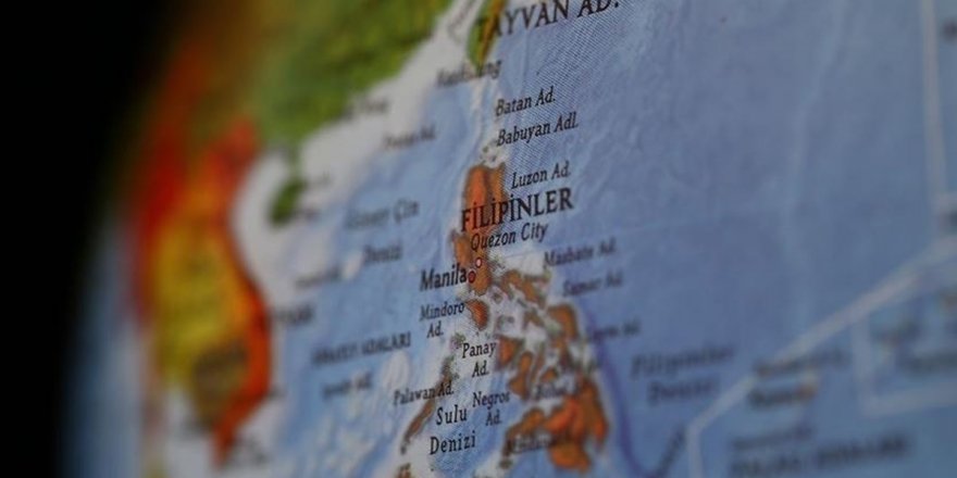 Filipinler'de feribotta yangın: 1 ölü, 1 kayıp
