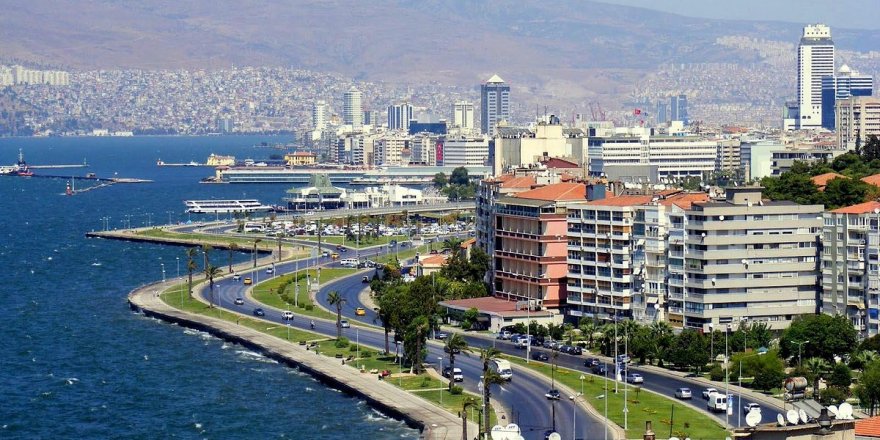 İzmir’in 27 mahallesi yabancı ikametine kapandı