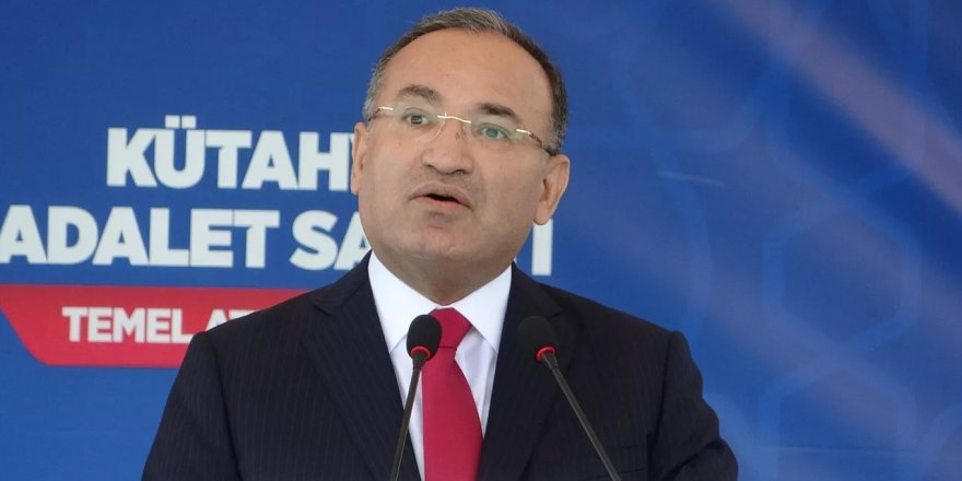 Bakan Bozdağ: Altınız değil topunuz bir olsanız Tayyip Erdoğan'ı geçemeyeceksiniz