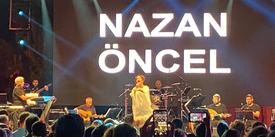 Kadıköy Kalamış Yaz Festivali’nde Nazan Öncel rüzgarı esti