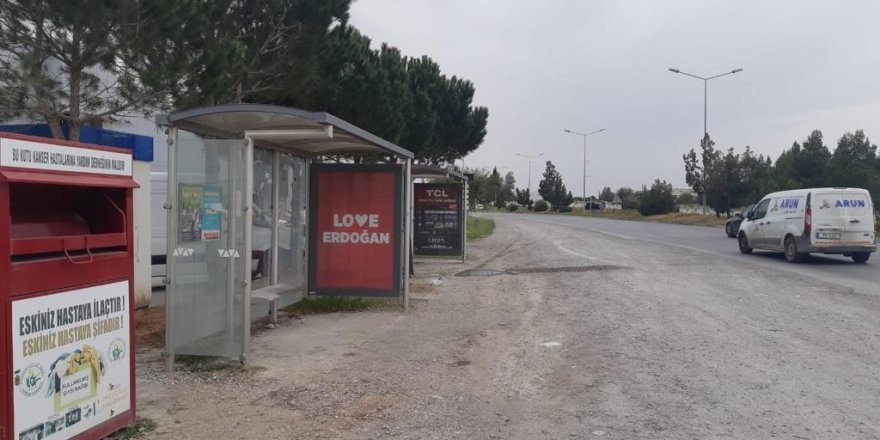 KKTC sokaklarında “Love Erdoğan” afişleri