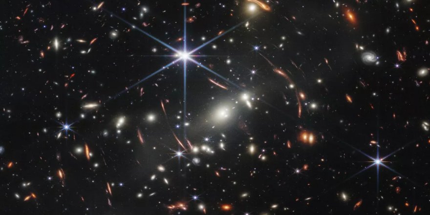 James Webb Teleskobu, evrende insan gözünün gördüğü en eski galaksiyi keşfetti