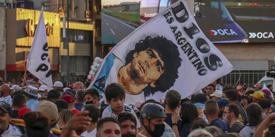 Arjantin'de Maradona eylemi: 'Öldürüldüğü' iddiasıyla sokaklara döküldüler