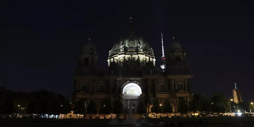 Berlin'de enerji tasarrufu için 200 yapı gece ışıklandırılmayacak