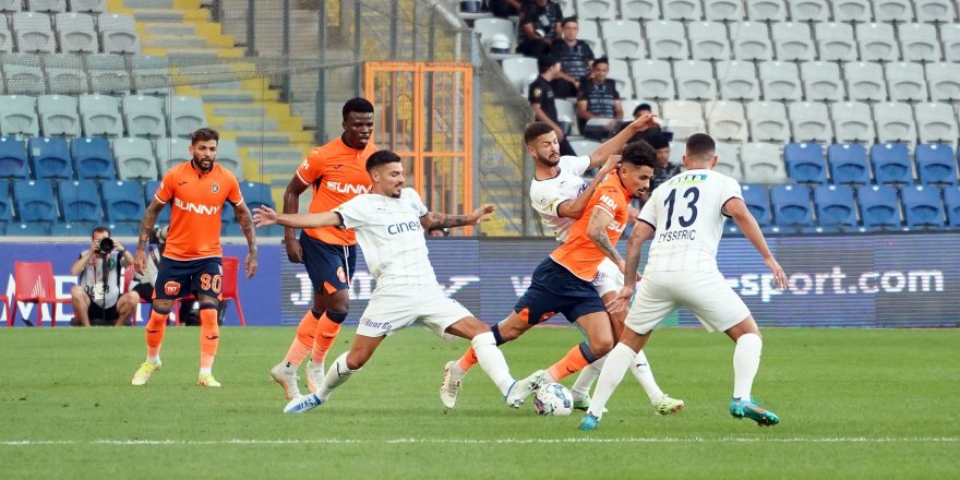 Medipol Başakşehir: 4 - Kasımpaşa: 0