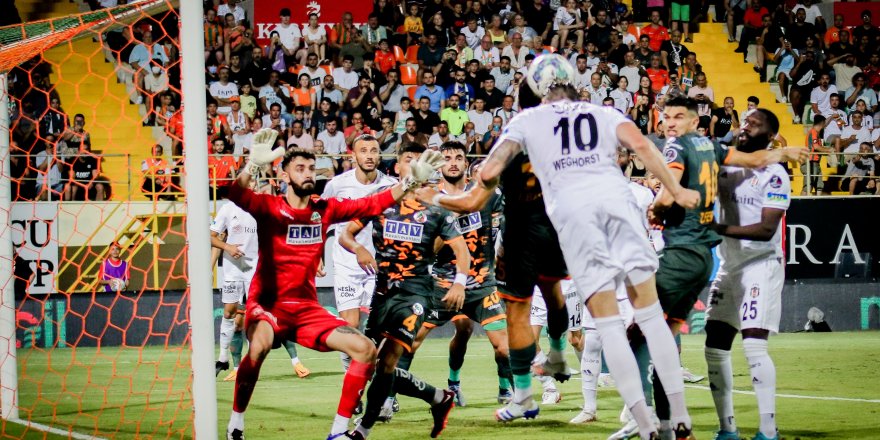 Corendon Alanyaspor: 3 - Beşiktaş: 3