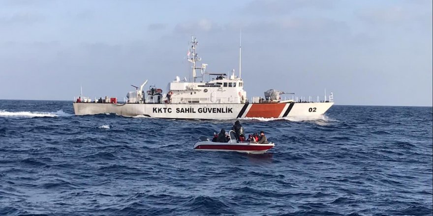 Akdeniz'de 21 düzensiz göçmen yakalandı